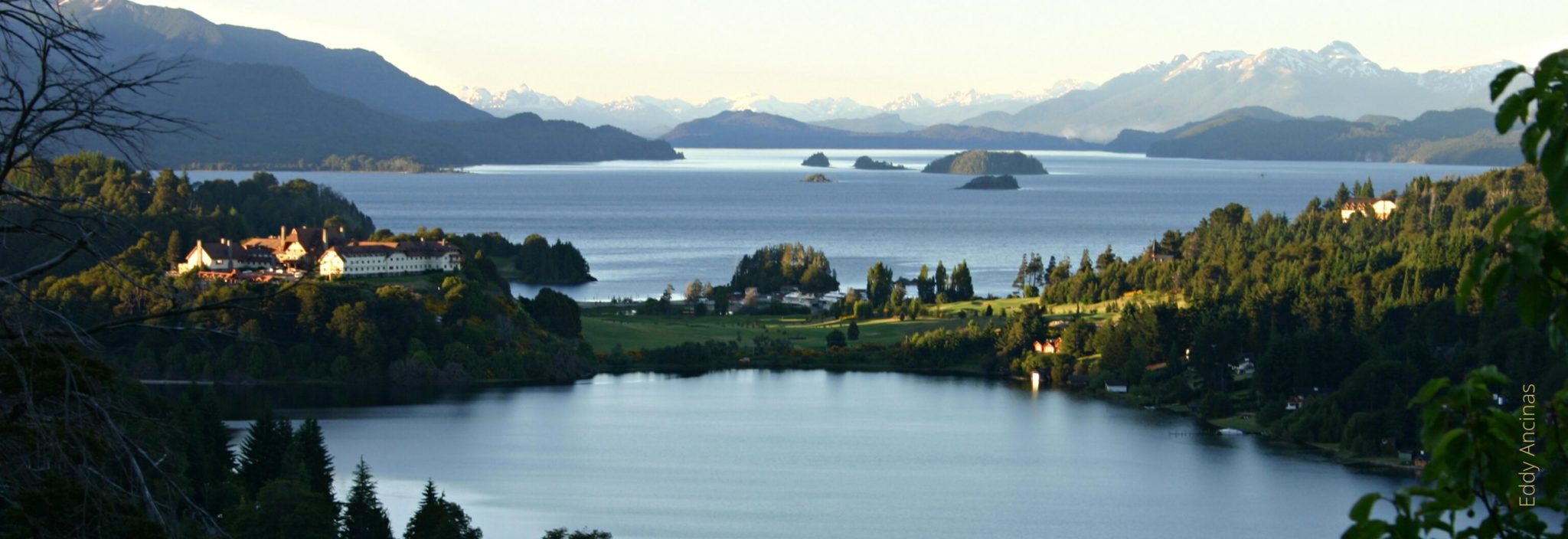 Nahuel Huapi Lake in the lake region in Patagonia, Argentina from P. Panoramico | Photo: Eddy Ancinas